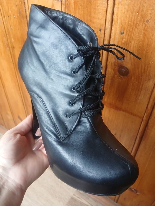 Продам шкіряні черевички