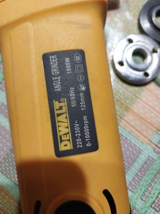 болгарка DeWALT 125 Круг как новая