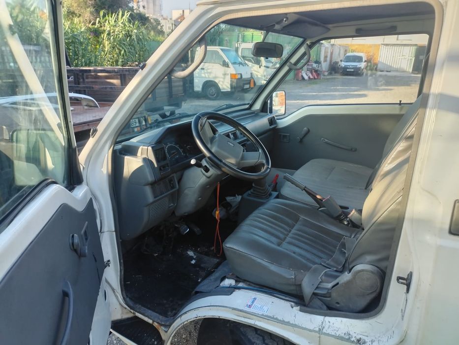 Carrinha L300.