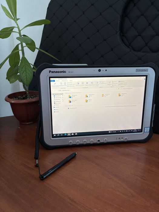 Захищений планшет Panasonic Toughpad FZ-G1 / i5-7300U / 8GB RAM / Windows 10 Pro