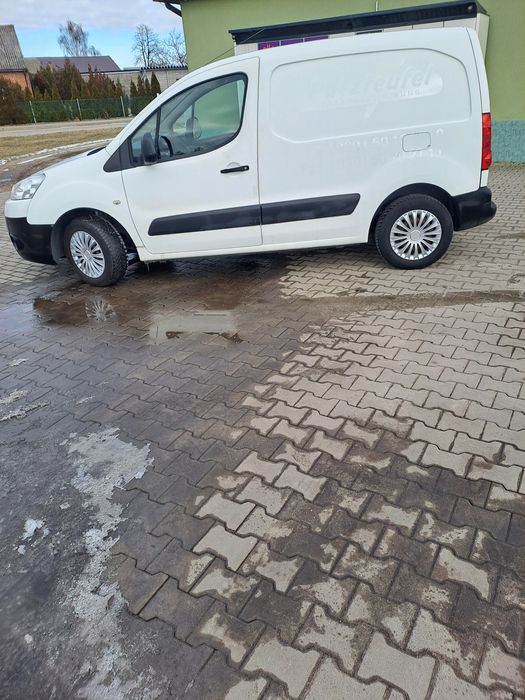 Na sprzedaż peugeot partner 2009