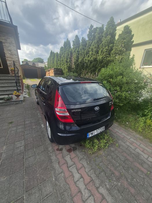 Sprzedam samochód.