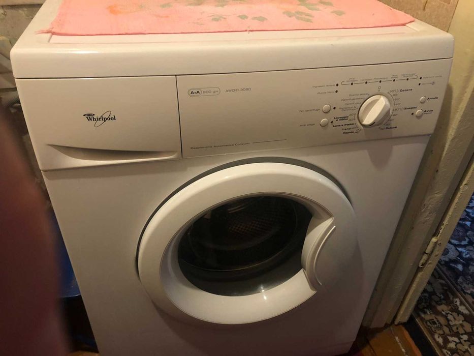 Пральна машина Whirlpool