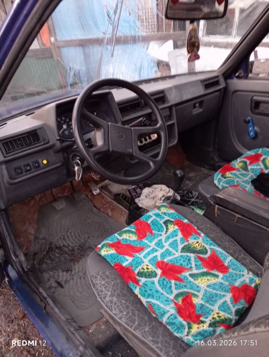 Продам Таврию 2004 год бенз