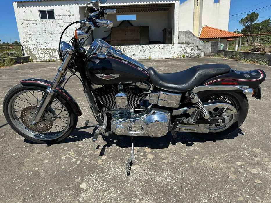Harley Davidson FXDWGI 1450 Dyna Wide Glide 2004
