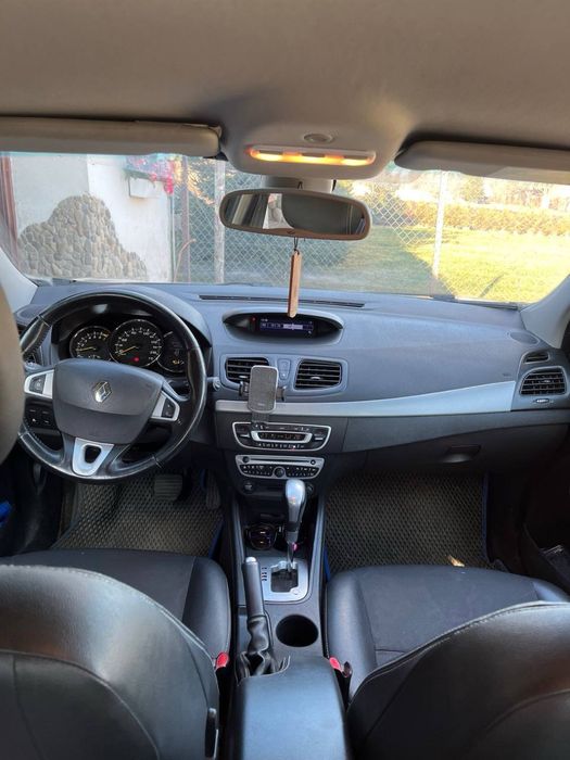 Renault Fluence 2012