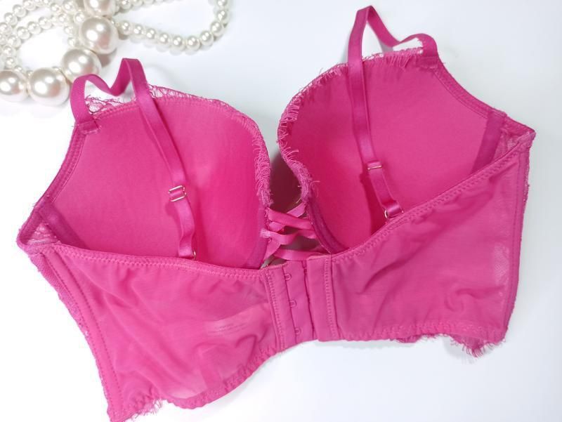 Сексуальний подовжений мереживний бюстгальтер бра від Knickerbox