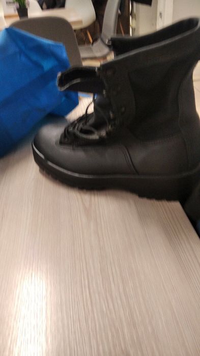 Берци жіночі нові