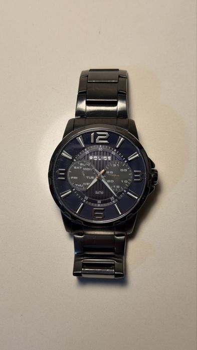 Relógio Police original com caixa, em muito bom estado