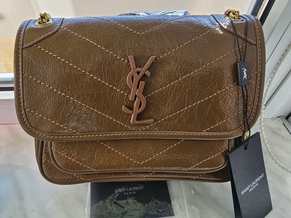 Сумка Yves Saint Laurent mini Niki 
25000 грн