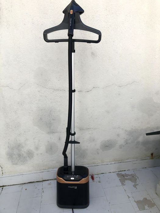 Engomador Vertical Rowenta Pro Style Care