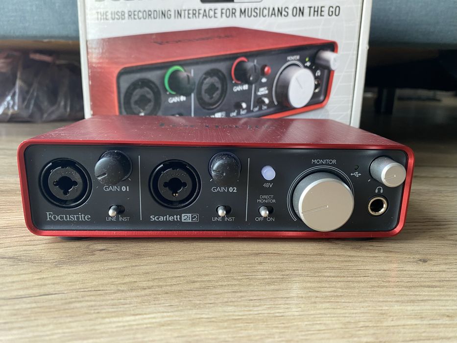 Focusrite Scarlet 2i2 2015