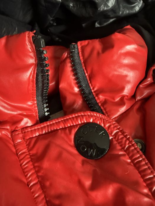 Зимова куртка moncler 6р дівчинці