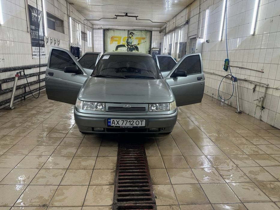 Продам машину ваз 2112, торг