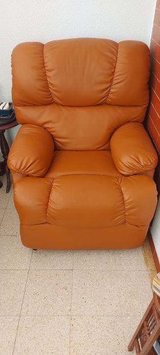 Sofá Individual com massagem e rebatimento eléctrico