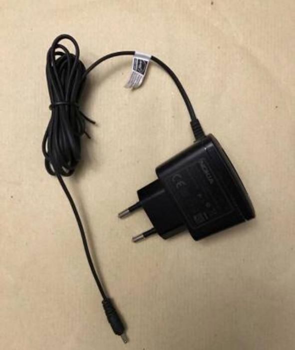 Nokia Chargers - AC-8E (Fine Tip)64740736240131121