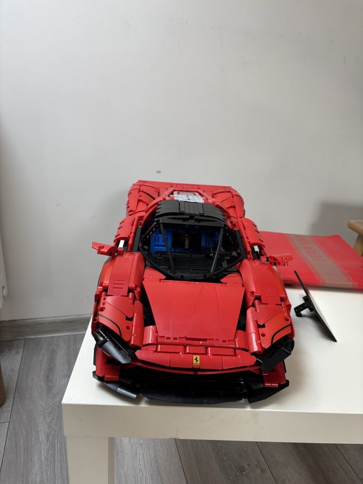 Lego technic 42143 czerwone Ferrari
