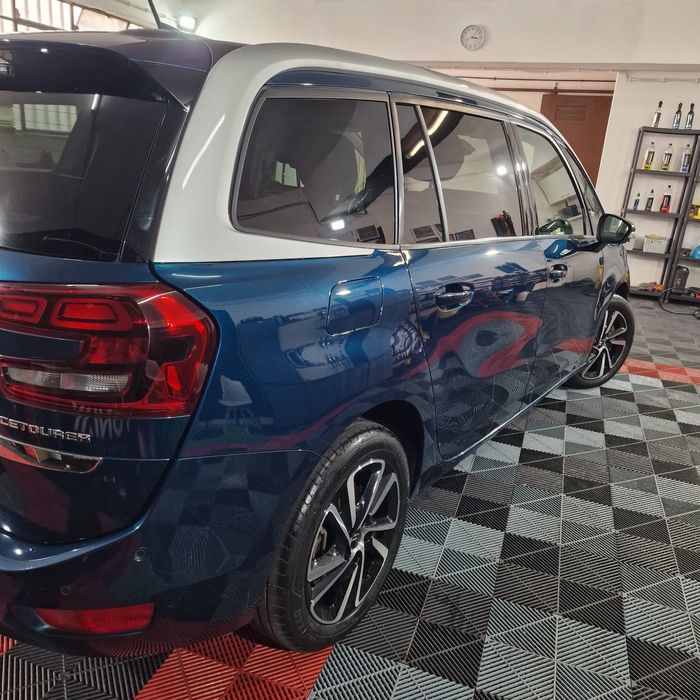 Citroën C4 Grand Spacetourer Nacional - Histórico Completo - 7 Lug