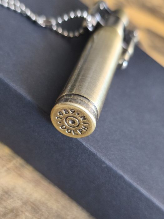 Isqueiro a Gasolina Novo Bullet em aço.