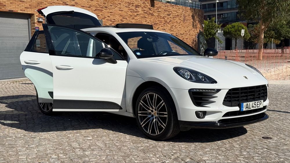 Porsche Macan S 3.0 V6 - Full Extras