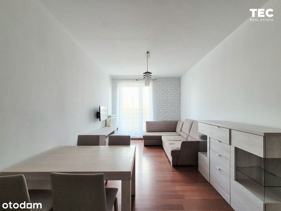 Duży balkon, zieleń za oknem, dostępne, wyposażone - Widok 4