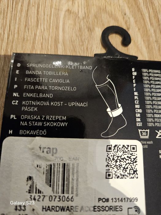 Opaska do ochraniaczy Adidas. Nowe