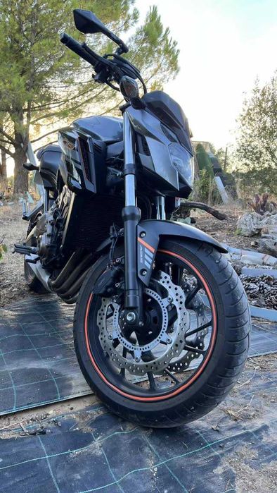 CB650F 2017 18.700km