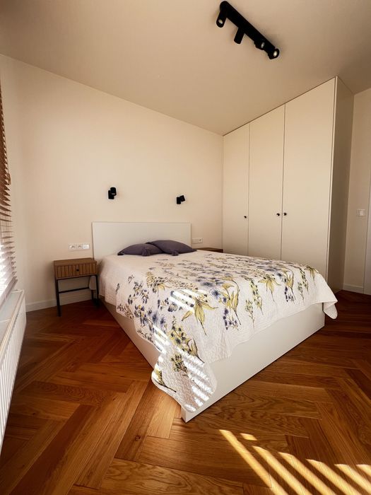 Sprzedam dwupokojowe mieszkanie 43m Trakt Nadwisślański