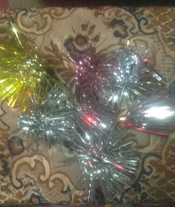 Продам ёлочные новогодние игрушки