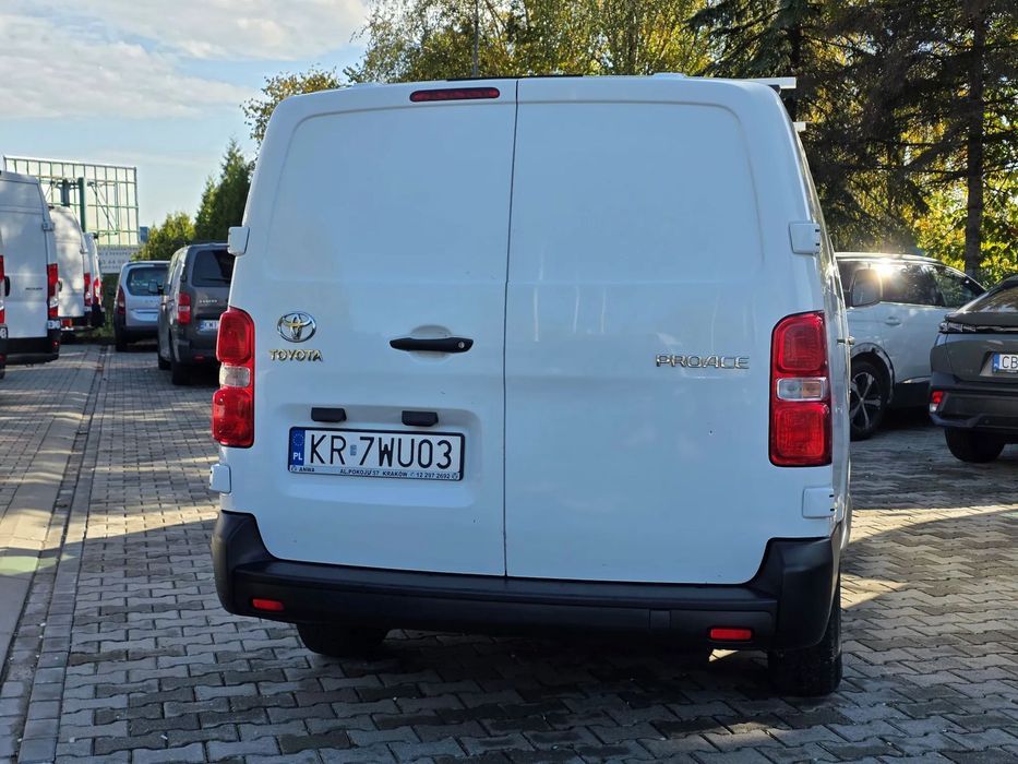Toyota PROACE VERSO  Toyota Proace Verso