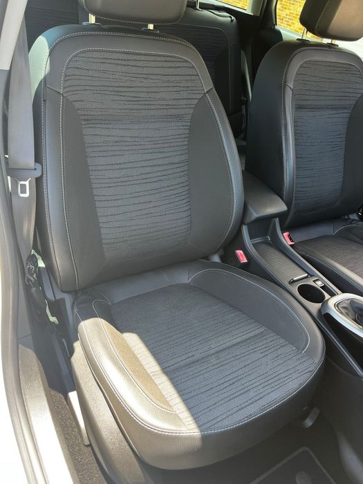 Opel Astra 1.6 CDTI   120 000 Klms