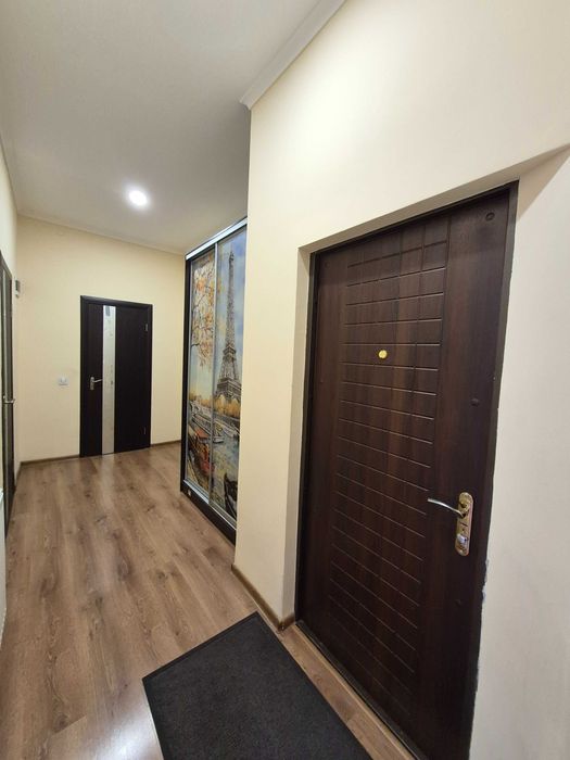 Ужгород. Продається 2-кімн.квартира на набережній. Центр.