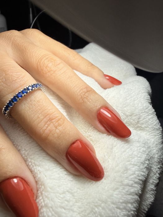 Neil designer/ spa dos pes/ manicure e pedicure
