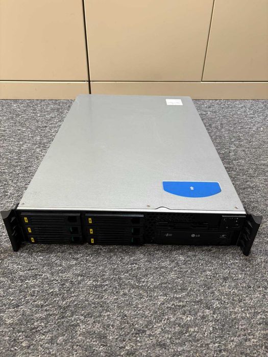 Serwer Xeon 2.0GHz 8GB RAM 6 slotów HDD RAID