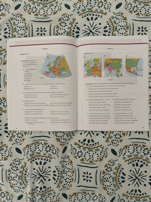 Caderno de Atividades de Geografia de 7º Ano