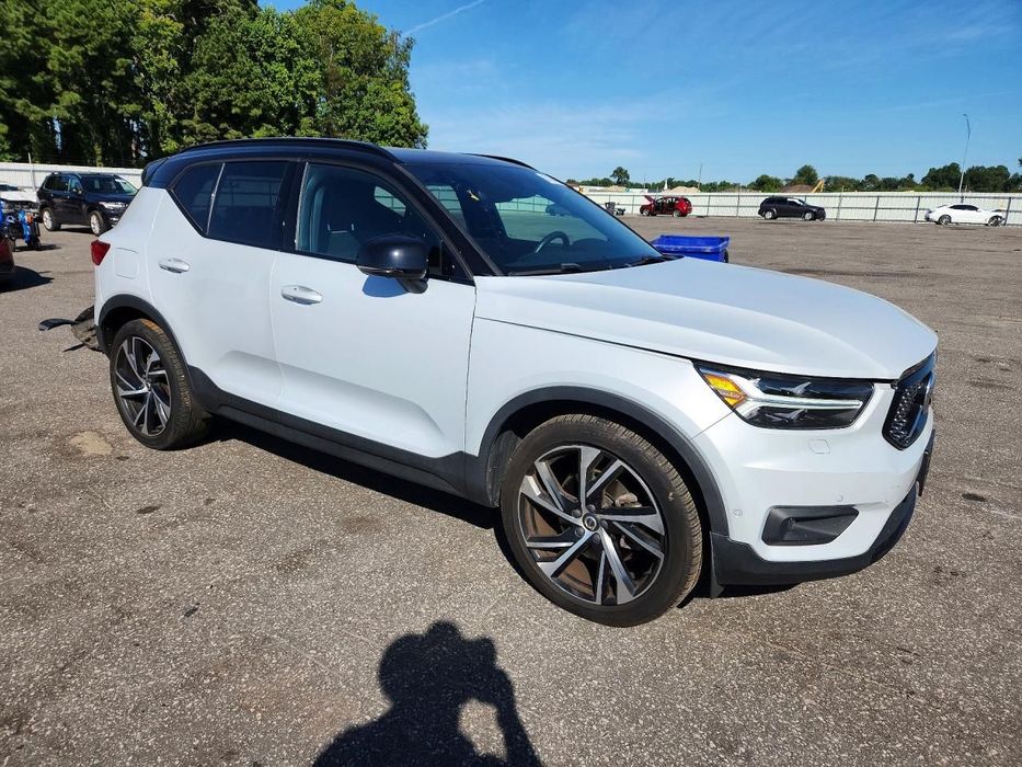 Volvo XC 40