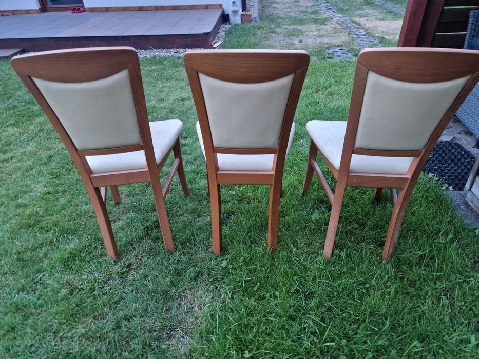 Krzesła drewniane - 3 szt.