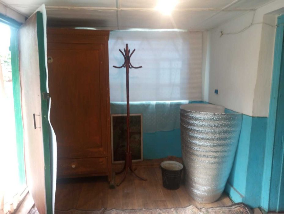 Продам затишний Будинок в центрі села ціна договірна