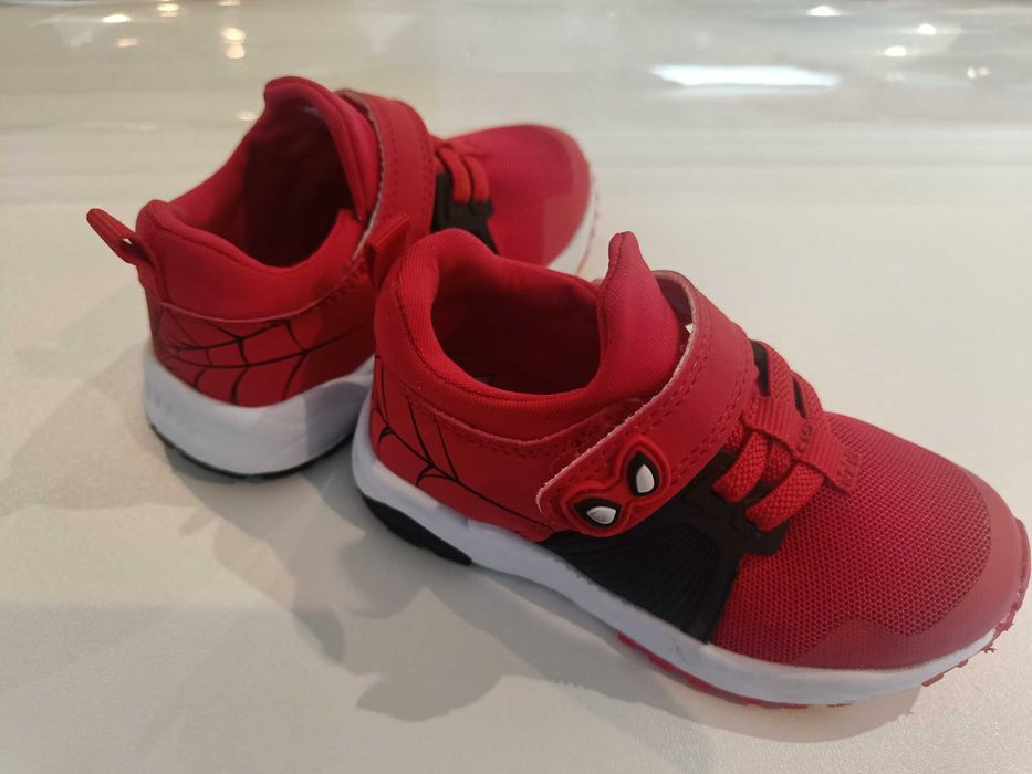 Дитячі кросівки NEXT Red Spiderman Marvel (EU24/UK7)