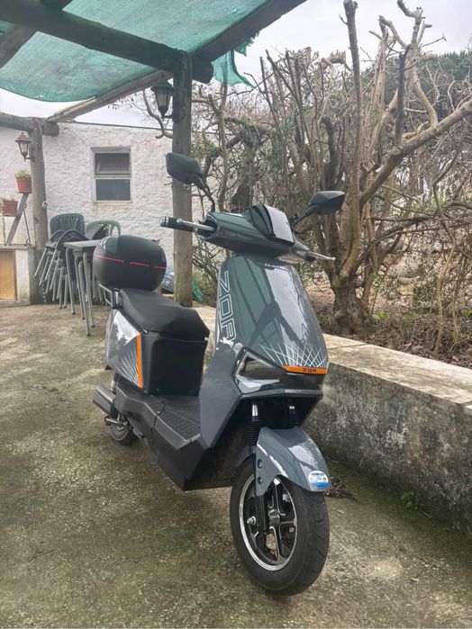 e-bike Scooter Elétrica Seventeen Zoa 60V - Não precisa carta
