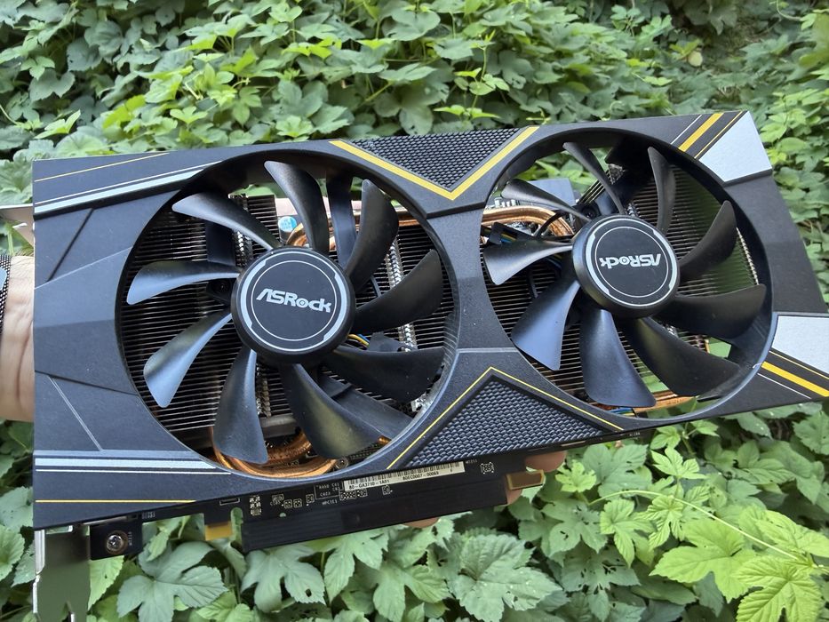 Відеокарта  ASRock Radeon RX 5600 XT Challenger D 6G