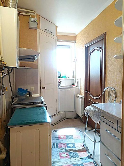 Ризовская: продам недорого 2 к квартиру с АГВ в двух шагах от центра!