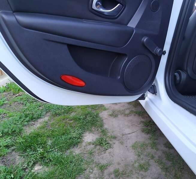 Renault Laguna 2011 року, дизель 1.5 DCI