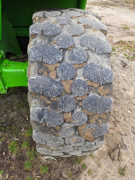 Opony Michelin 460/70r24