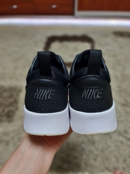 Оригинальные кроссовки Nike Air Max Thea Prm 38,5р. 24,5см