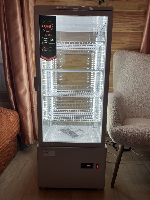 Продам холодильні вітрини, майже нові