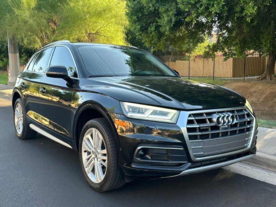 Audi Q5 quattro Prestige      2019