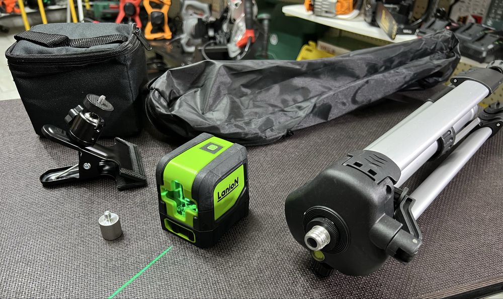 Лазерный уровень Лазер LanioN LN11 + штатив 1.2 м + прищепка