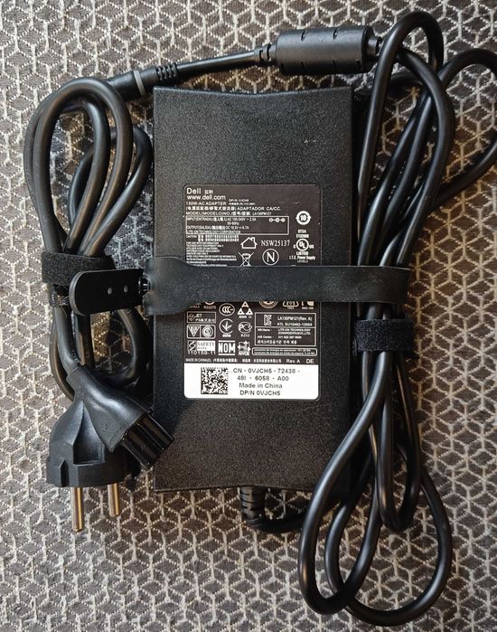 Stacja dokujące USB-C DELL WD15 / K17A z zasilaczem 130W