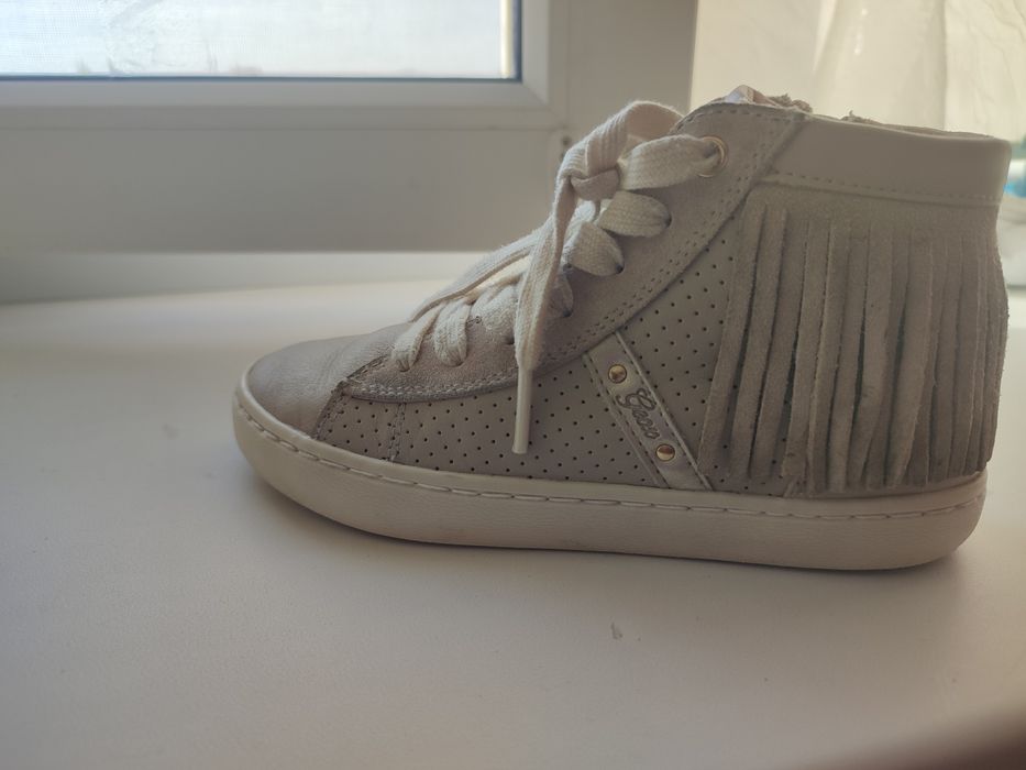 Демісезонні черевики для дівчинки